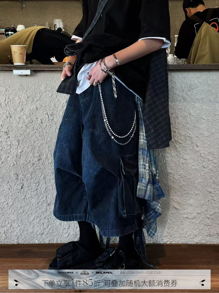 Street Style: Versatile Ways to Wear a Short, Detachable Checkered Scarf with Jeans or American-Style Loose-Fit Wide-Leg Pants