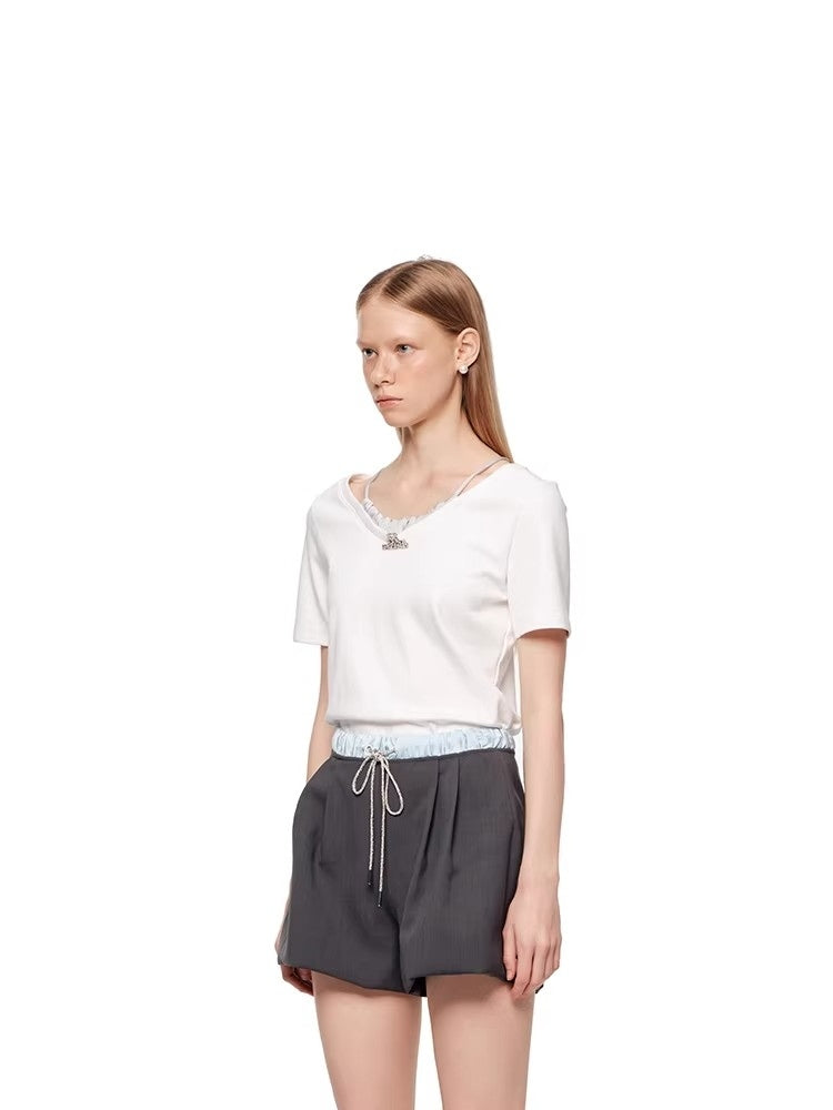SHROENRO New Arrival: Full-Diamond Brooch, Color-Blocked Satin V-Neck Pleated Two-Piece-Style T-Shirt