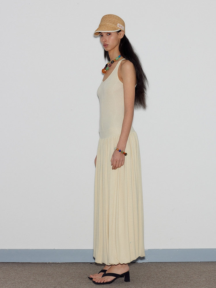 MEDIUM WELL L-Shaped Ruffle Dress