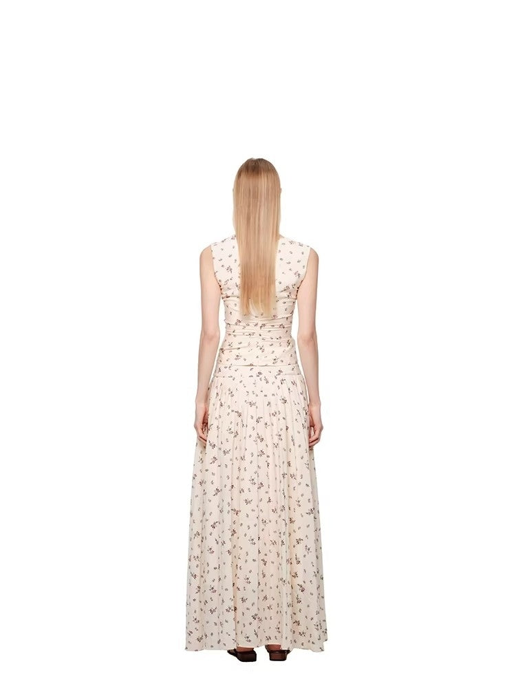 SHROENRO Collection: Fashionable V-neck Floral Print Top and Skirt Set, Just Like Bai Bingke's