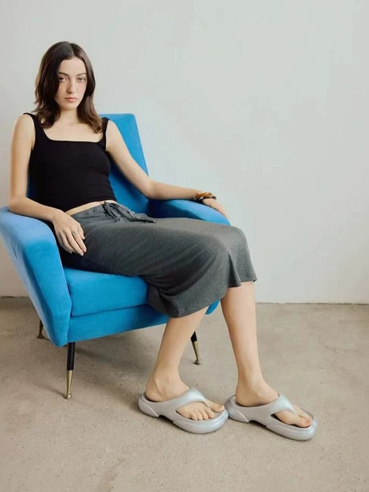 DAPHNE LAB Cushioned Toe-Loop Flip-Flop Sandals
