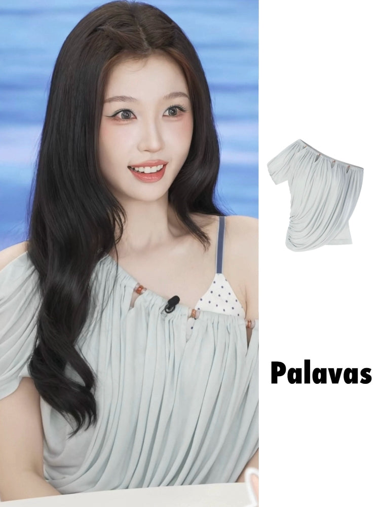 Zhipu Wind Whisper Off-the-Shoulder Set for Women: A Sophisticated Look