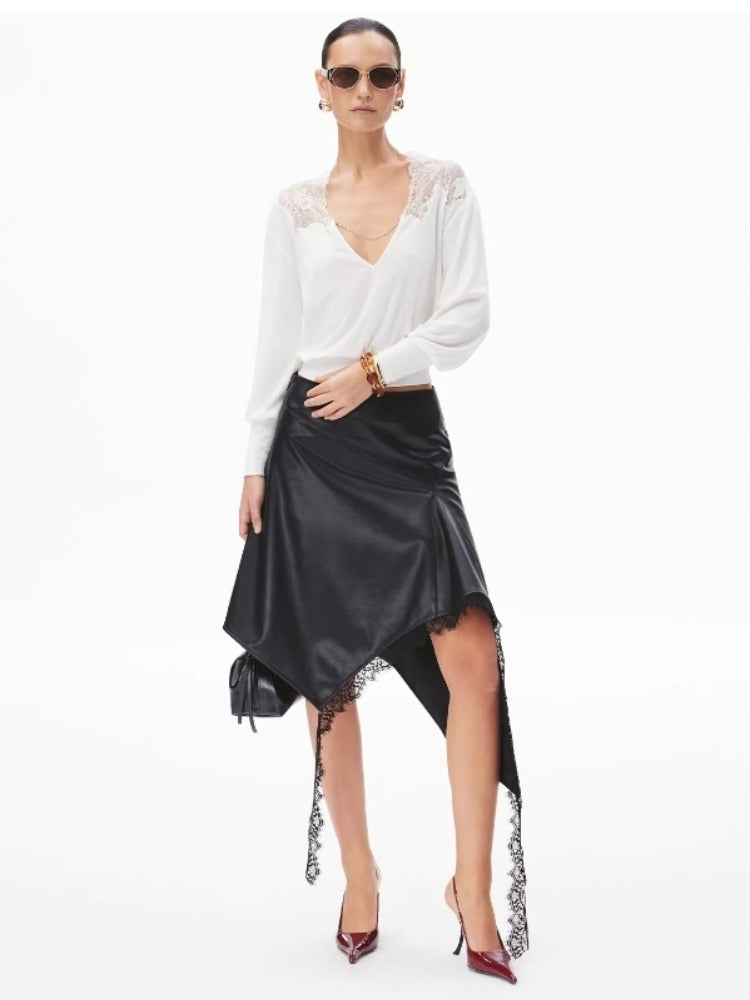 CNLEEWEI V-neck Lace-Embroidered Reversible Knit Top