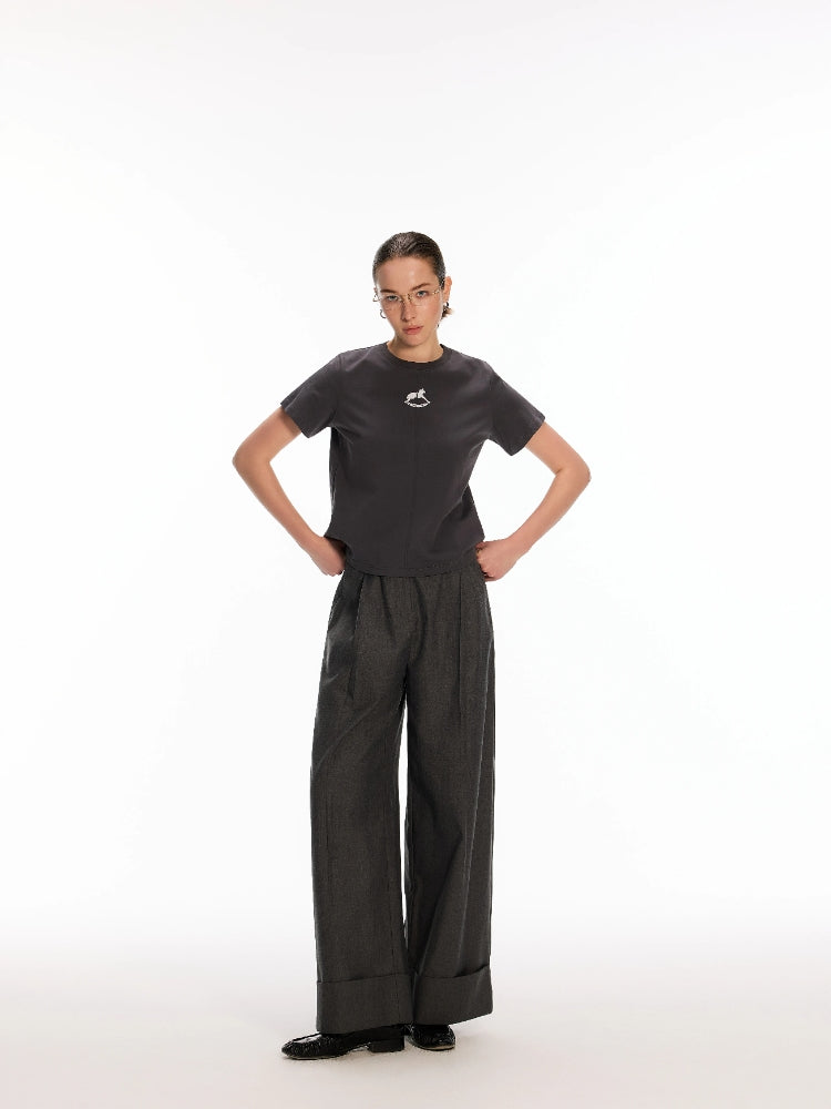 Dpercent Wide-hem Straight-leg Trousers with Center-front Pleats, Lightweight, Loose Fit, and Versatile Casual Style