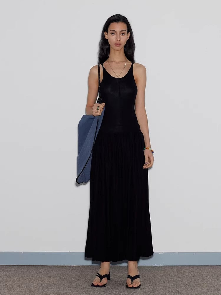 MEDIUM WELL L-Shaped Ruffle Dress