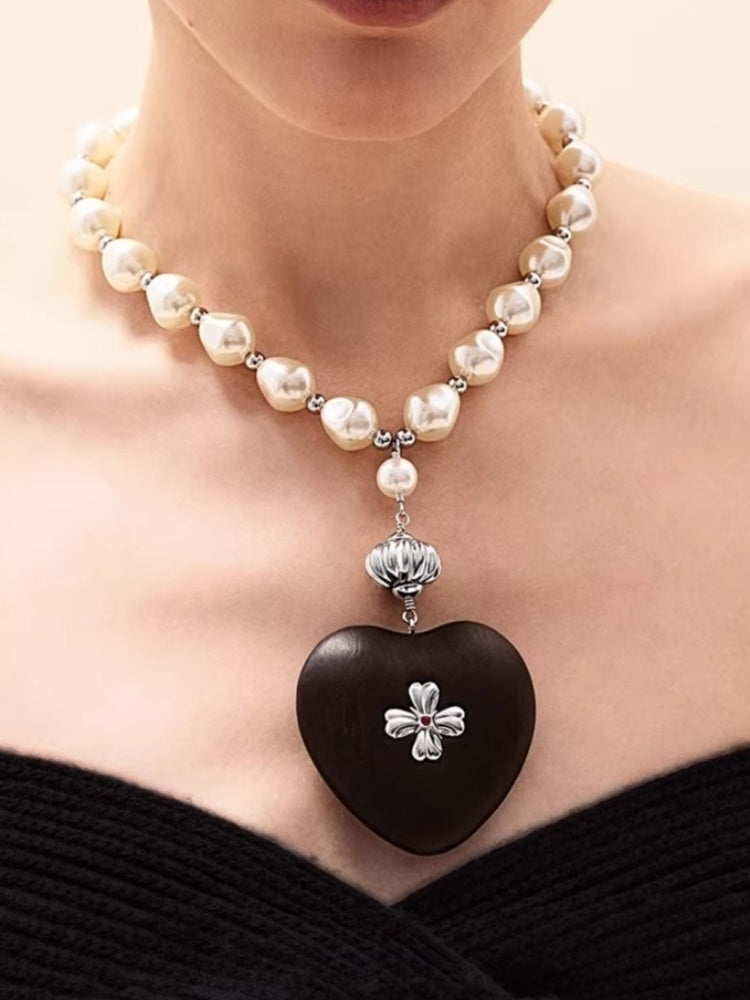 Tokokkino Pearl Ebony Heart Necklace