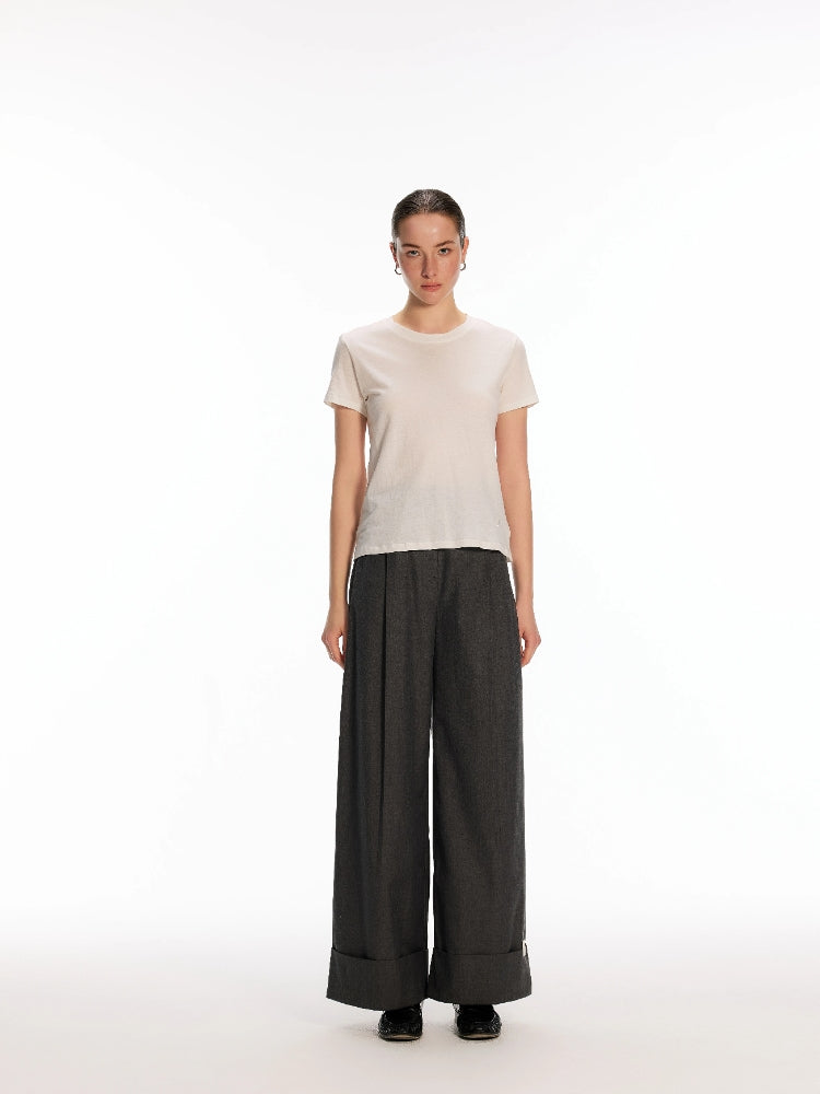 Dpercent Wide-hem Straight-leg Trousers with Center-front Pleats, Lightweight, Loose Fit, and Versatile Casual Style