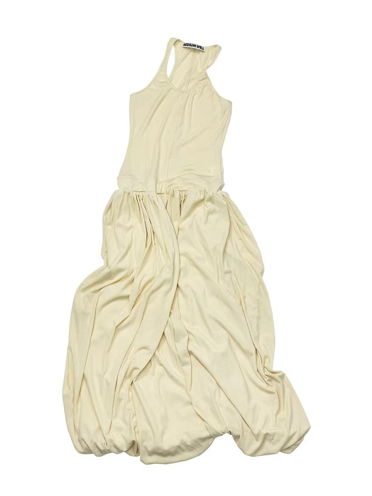 MEDIUM WELL L-Shaped Ruffle Dress