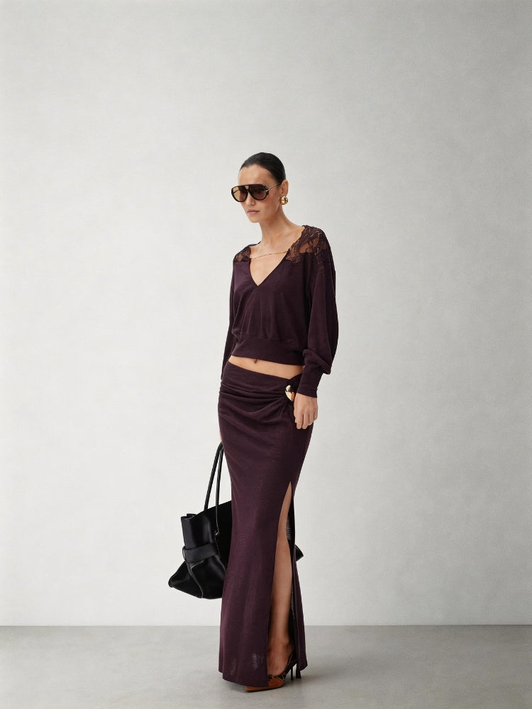 CNLEEWEI V-neck Lace-Embroidered Reversible Knit Top
