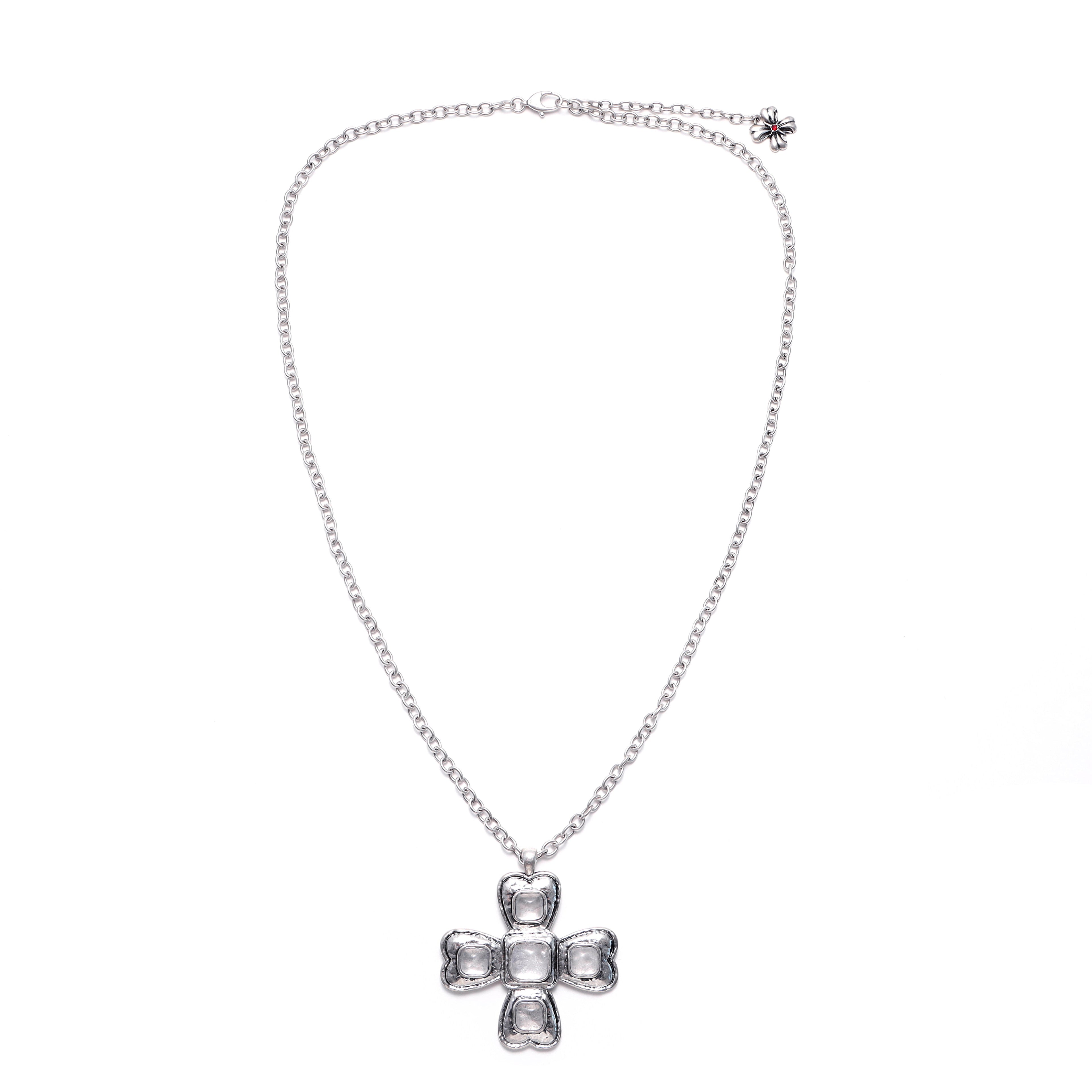 tokokkino Burnished Silver Bow Necklace