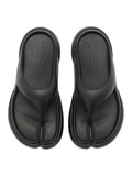 DAPHNE LAB Cushioned Toe-Loop Flip-Flop Sandals