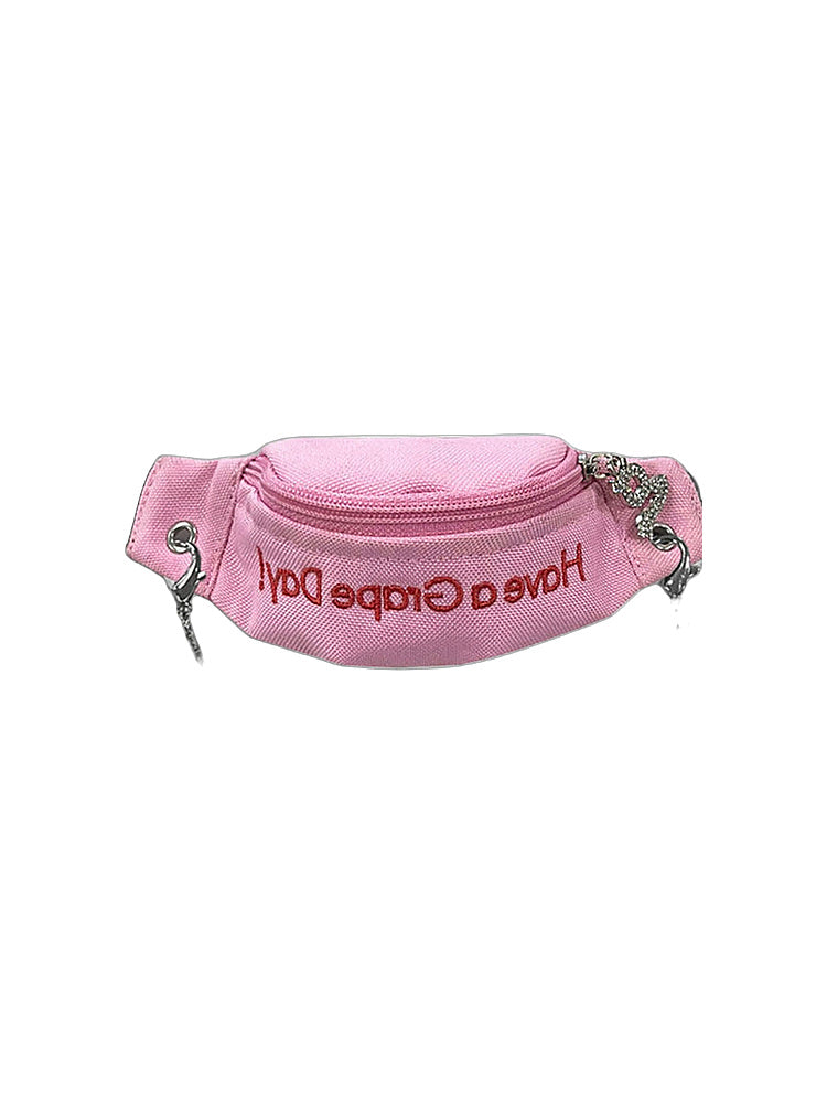 GRAPE New Arrival: Slogan Three-Color Chain Wristlet