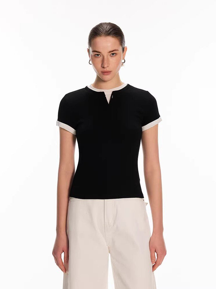 Dpercent Small V-neck Two-Piece Style with Contrasting Color Rolled Cuffs Two-Tone Straight-Shoulder Stretch T-Shirt