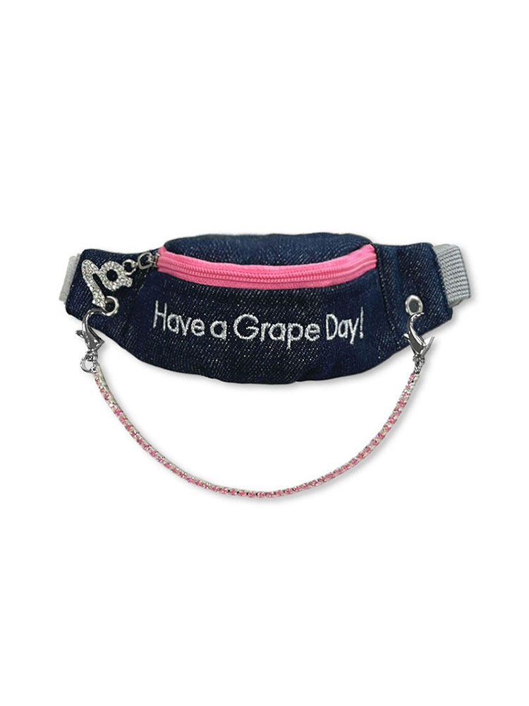 GRAPE New Arrival: Slogan Three-Color Chain Wristlet