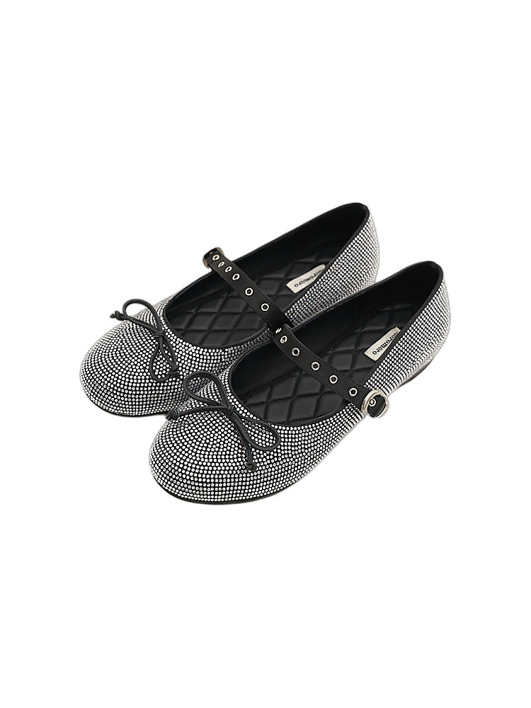 Star-Flash Pointed Mary Jane Pumps