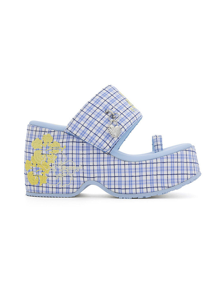 Arcadiagyal Peruru Island-Style Hibiscus Pink Checked Platform Flip-Flops