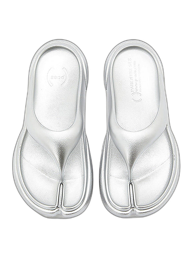 DAPHNE LAB Cushioned Toe-Loop Flip-Flop Sandals