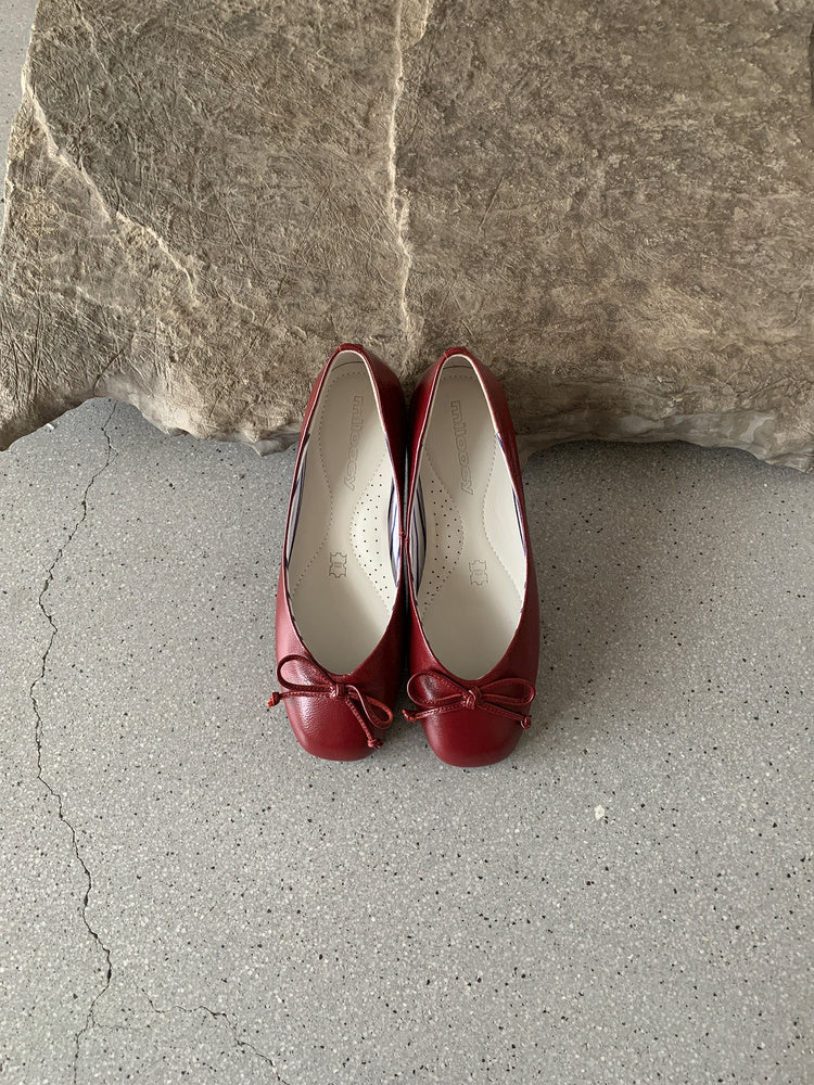 Mihara Yasuhiro Round-Toe Bow Ballet Flats