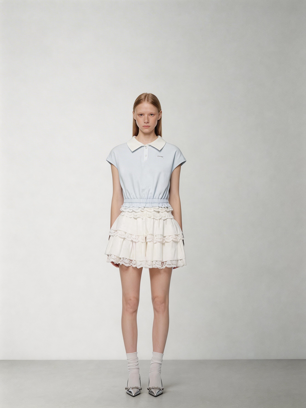 SHROENRO Sweet Preppy-Style Color-Blocked Polo-Neck Lace-Trimmed Fitted T-Shirt