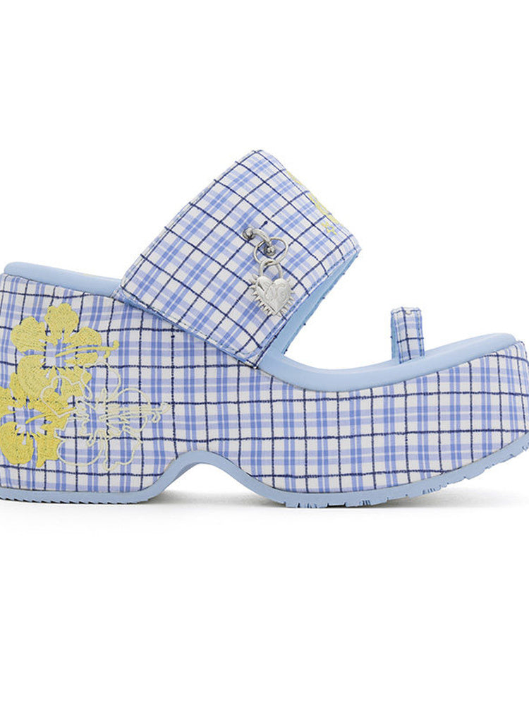 Peruru Island-Style Hibiscus Pink Checked Platform Flip-Flops