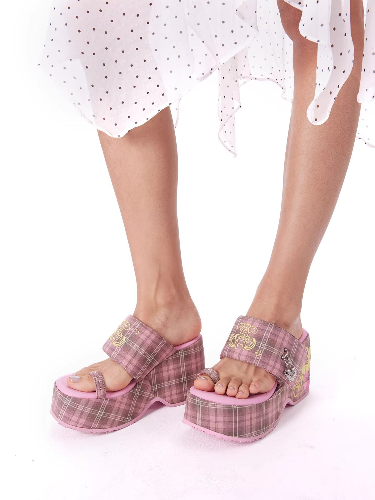 Peruru Island-Style Hibiscus Pink Checked Platform Flip-Flops