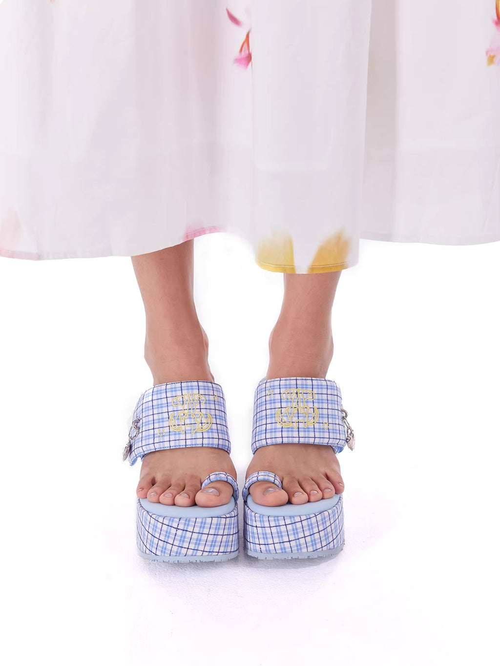 Peruru Island-Style Hibiscus Pink Checked Platform Flip-Flops