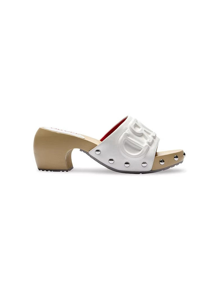 New White 3D Letter-Print Clogs: Fashionable Sandals and Open-Toe Slippers