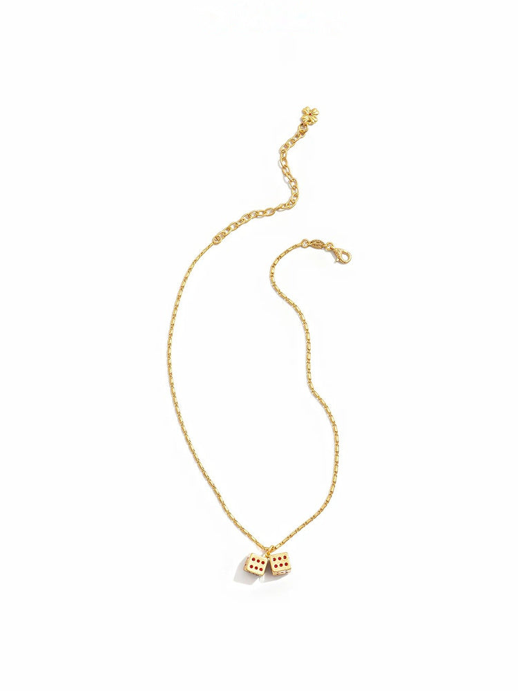 TOKOKKINO Small Gold Pendant Necklace