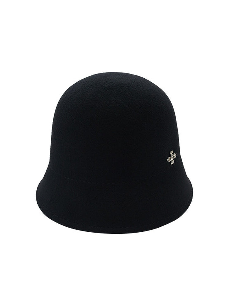 TOKOKKINO Cloud Crown Felt Bucket Hat