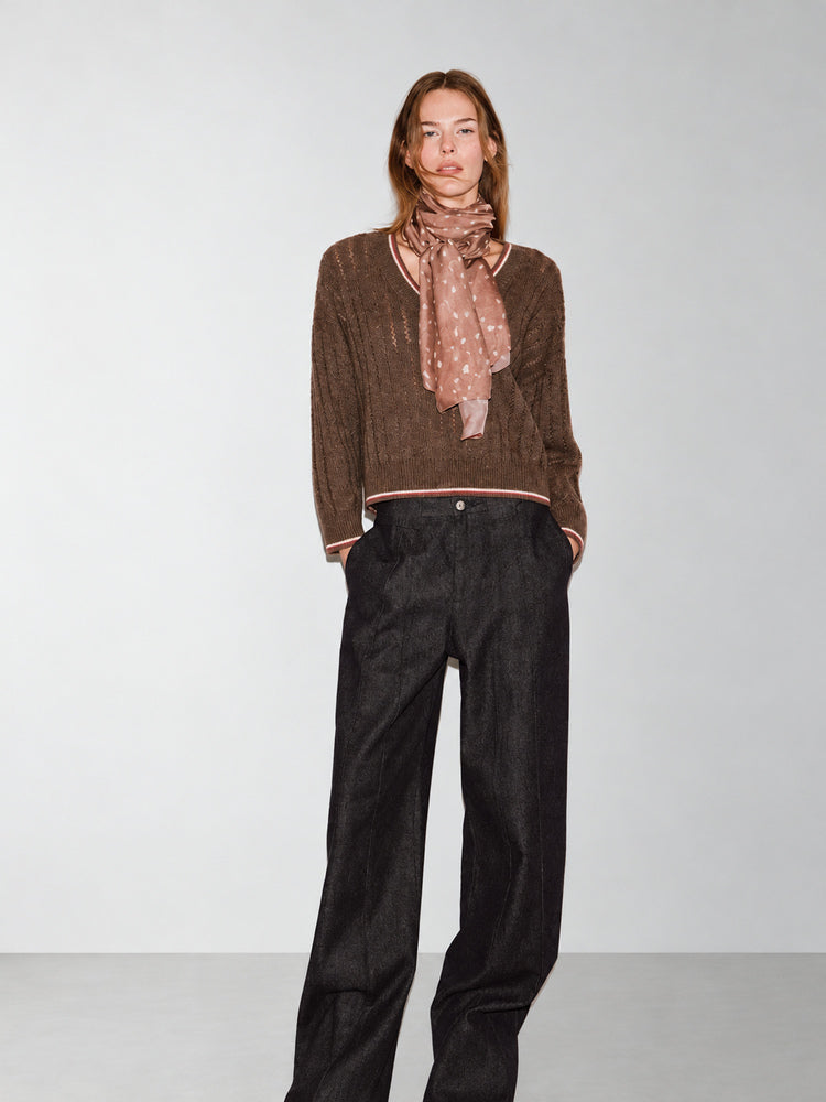 TOKOKKINO Black Tea Study V-Neck Knit Sweater