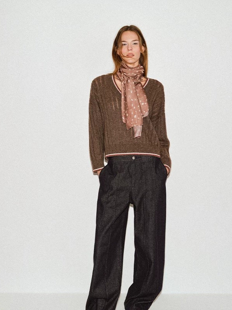 TOKOKKINO Black Tea Study V-Neck Knit Sweater