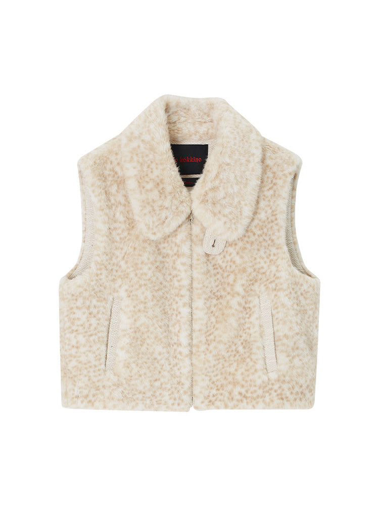 TOKOKKINO Pale Pink Faux-Fur Zip Vest